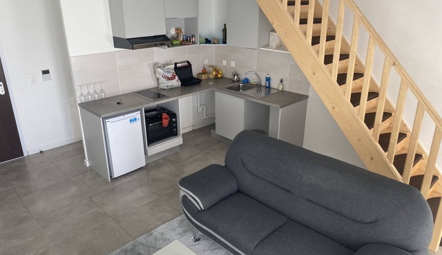 Bonjour Très Belles t 2. Dans une Résidence Fermée Parking Sous-sol