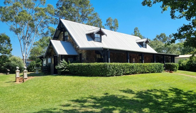 Bonn Abbey - Bonn Abbey Unique Stone Cottage