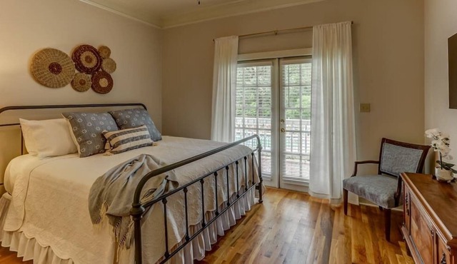 Bonne Terre Inn Dogwood Room