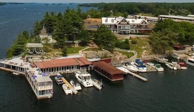 Bonnie Castle Resort & Marina