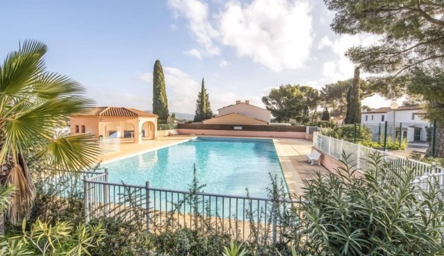 Bonporteau by Interhome