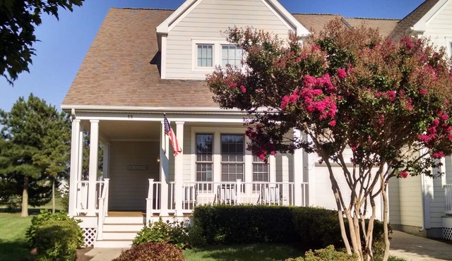 Book 2026 Summer and Fall Now! Unbelievable deal on the golf course, 4-Bdrm.