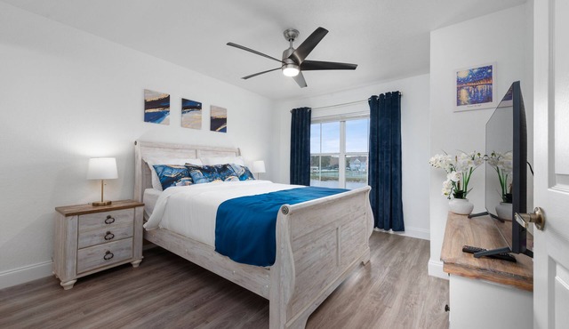 Book 5 nights get 6. ¡Near Disney! Hotelstyle beds