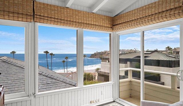 Book EMERALD BAY Luxury 4BR Panoramic Ocean Views Perfect for Long Stays