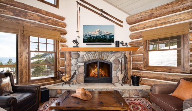 Book for Winter Getaways! Spacious Cabin with Mountain Views and Hot Tub!