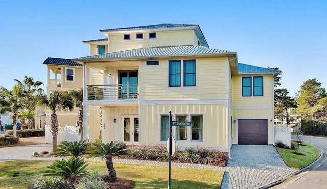 🦩Book Me Baby! Take Me Away in Miramar Beach 🦩