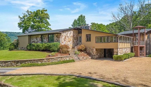 Book now for spring-summer! 10% discount off nightly rate for early bookings!