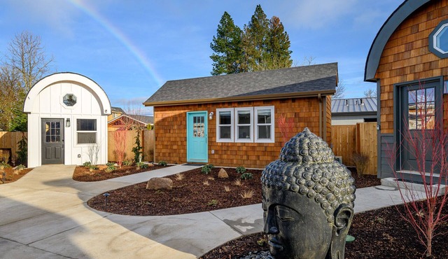 Book the Surf Shack at The Boutique Retreat in historic downtown McMinnville.