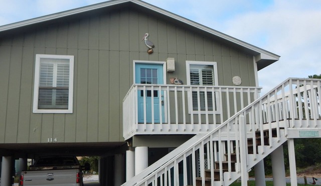 Book Your Beach Vacation Now! 3 BR, 2 BA, Pet friendly