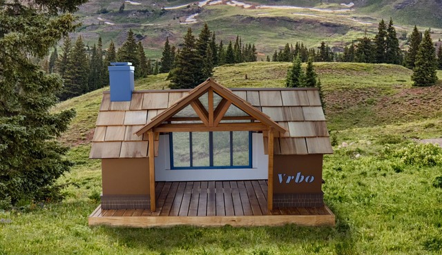 BOOKED - Is your dog fancy? This luxe cabin is for creatures who love comfort