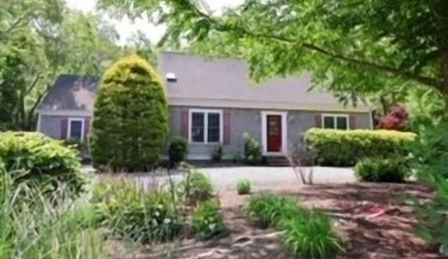 Booking discnt!Quintessential Cape home 5 BR, 4 Full BA, CTRL A/C-NO PETS/SMOKE