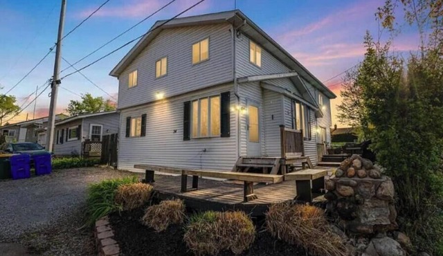 ~Booking for Bills Season~ 3B 2BATH Wanakah Heights Lakeside Home