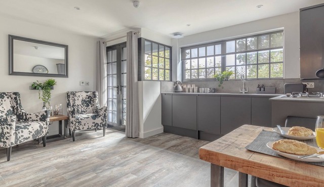 Booking Urban at Halstead