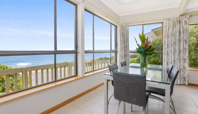 Boomer - 4 Railway Tce, Port Elliot