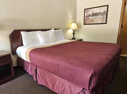 Boomtown Inn