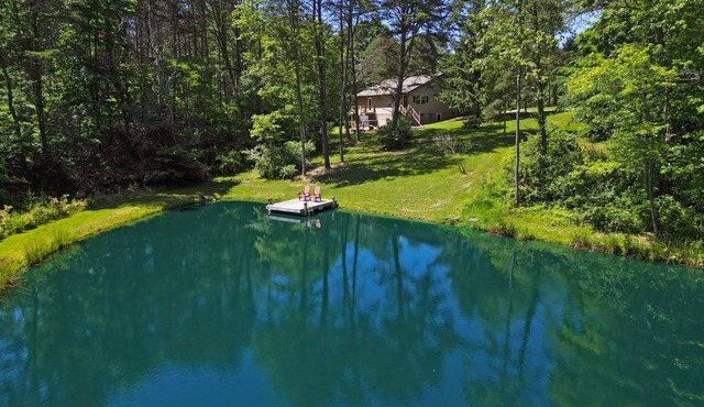 Boondocks Bungalow | Hocking Hills, 18 Acres, Pond