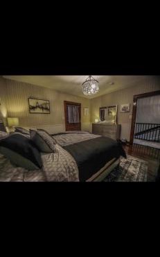 Boone Trace Inn, Room 1