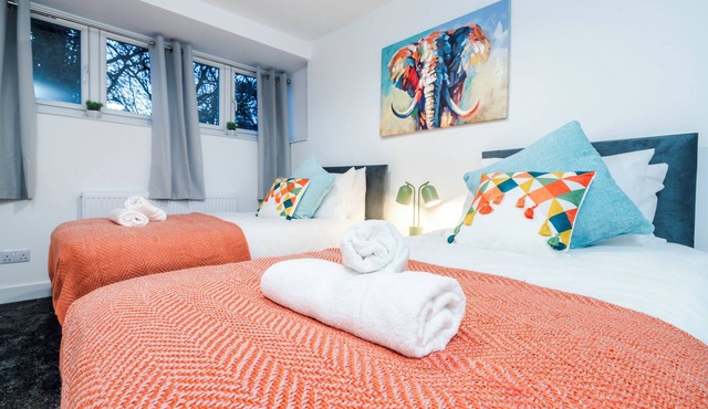 Borage House 3BR Crawley, Borage House 3BR Crawley