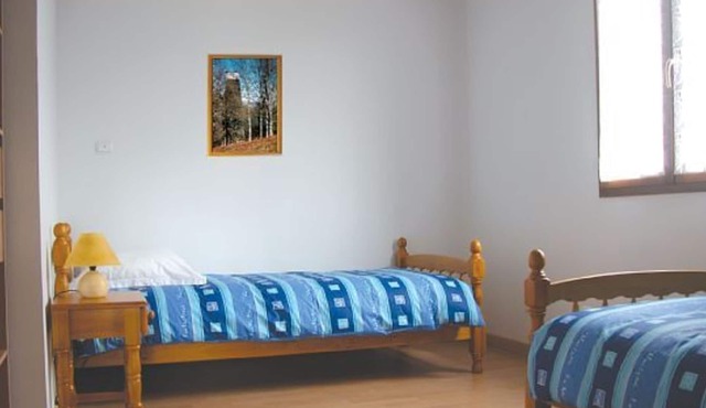 Bordak, Complete Accommodation