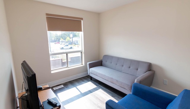 Borden Inn & Suites