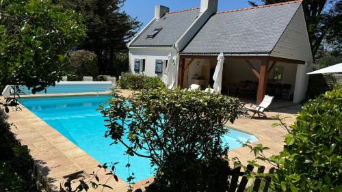 Borgroix Village Maison de famille avec piscine