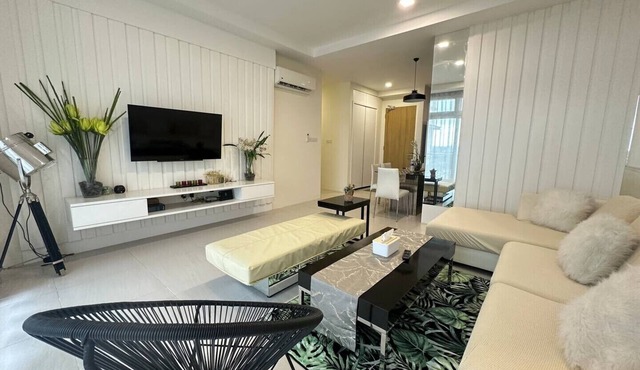 Borneo Holiday Suite @ Riverine Diamond Kuching