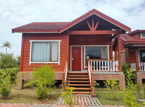 Borneo Tropical Village Resort with Opt Tour Binsulok River Cruise