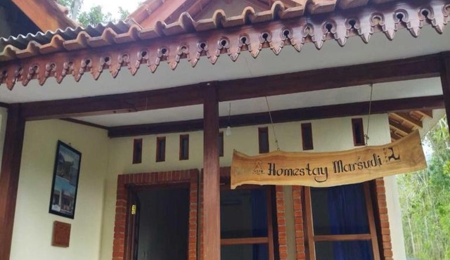 Borobudur Kampung Homestay - MARSUDI