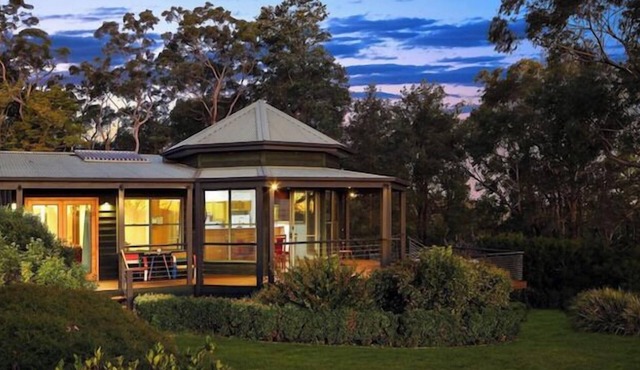 Boronia Cottage, 2 Guests B&B Package