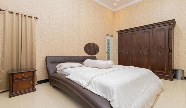 Boss Residence Serang Mitra RedDoorz