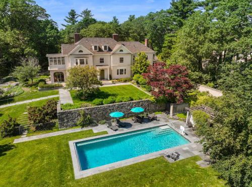 Boston Luxury Estate Pool, Privacy, Sleeps 20