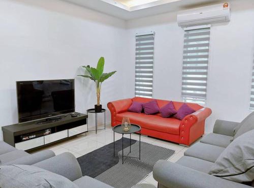 Botani Tmn Cyber Ipoh(24 pax/tv box/mahjong)