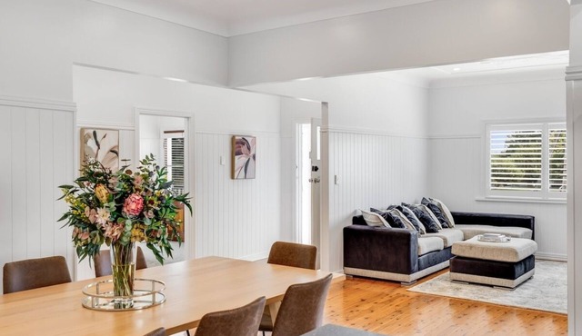 Botanic Breeze on Lindsay!