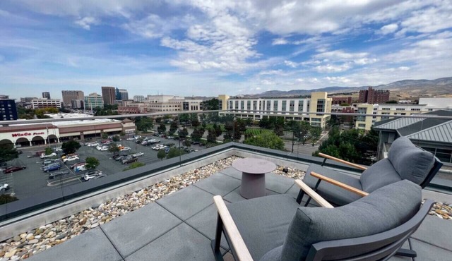 Botanicals & Cattle Vibes | Unique Vista Escape