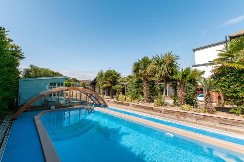 Botany Bay Beach House - Stunning Sea Views