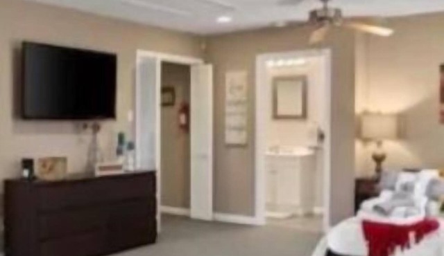 Both country quiet & outdoor living -mins to Stadium, Texas State & the SM River