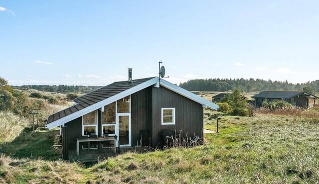 "Bothilda" - 660m from the sea by Interhome