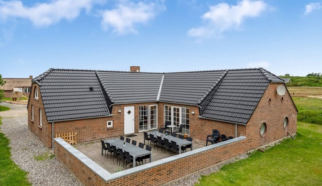 "Botmar" - 1.5km from the sea by Interhome