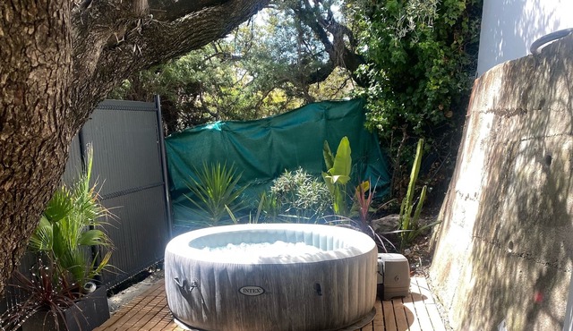 Bottom of villa with jacuzzi