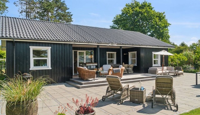 "Botwith" - 125m from the sea by Interhome