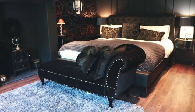 Boudoir&Brunch at Bullen Court