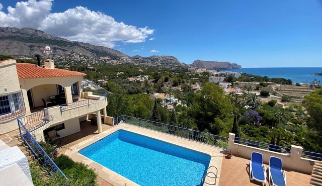 Bougainvillea to Atenea and the Mediterranean.