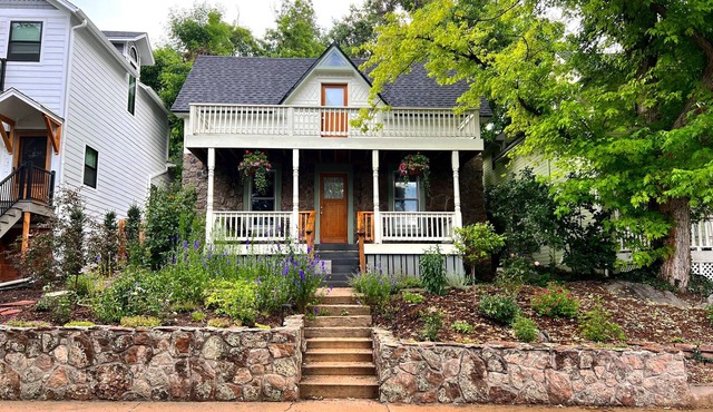 Boulder Artist Home Mountain Views Garden Pet-Friendly