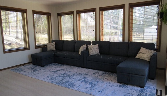Boulder Bay Cottage - Main floor
