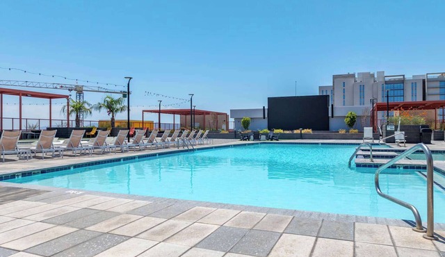 Boulevard Stays Modern Tempe 1BR ASU Pool, Gym 05