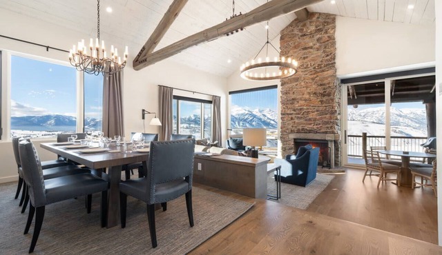 Boundary JH: Mountain Vista Luxury Townhome