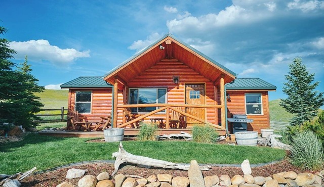 Bounty of the Bighorns Cabin near Buffalo
