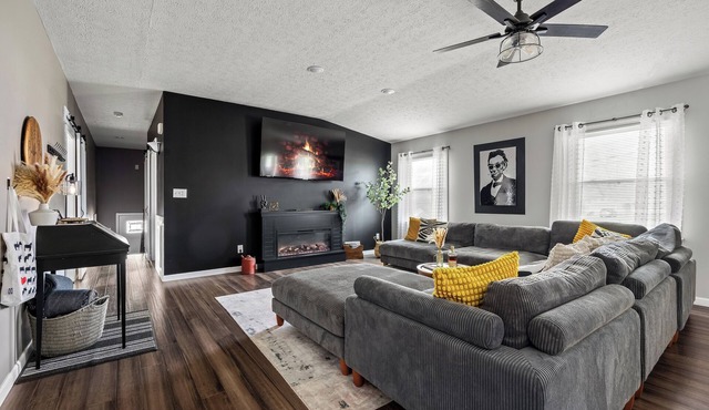 Bourbon Blue - Bourbon Trail Getaway - 8 minutes from Downtown Bardstown!