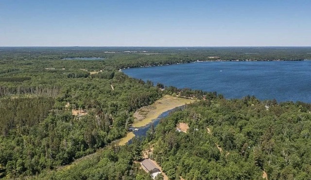 Bourbon Hideout - Private dock and access to Lower Hay Lake/Whitefish Chain