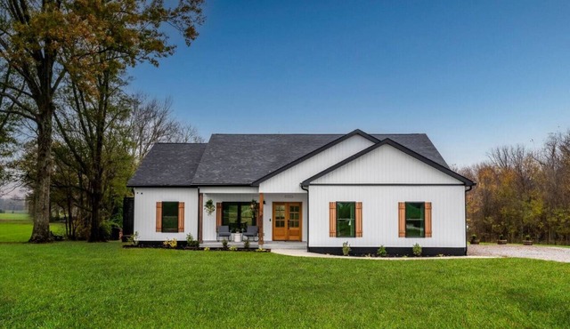 Bourbon Trail*Hot Tub*Sauna*Mini Golf*WiFi*EVSE